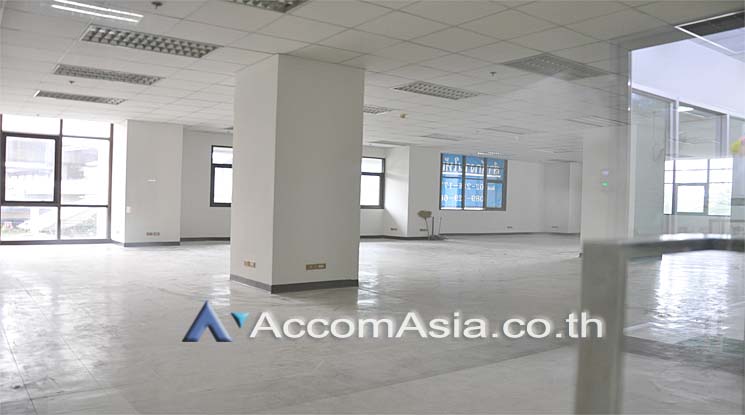  2  Office Space For Rent in Charoen Nakhon ,Bangkok BTS Krung Thon Buri at Thai Sri Tower AA13896